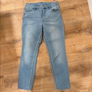 Women’s Old Navy High Rise Straight Jeans size 6